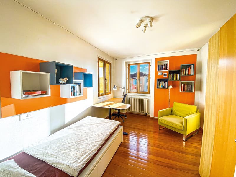 Grande Casa  di 10 locali con appartamento e locali a reddito (27)