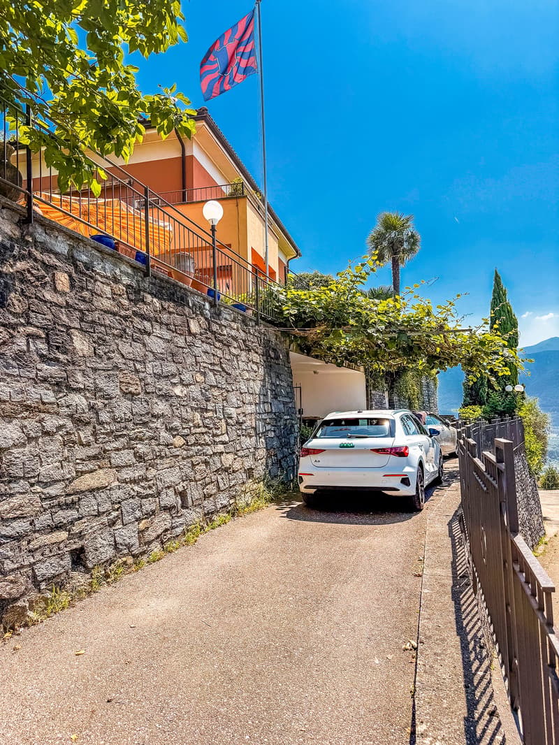 Zweitwohnsitz , Lago Maggiore, Tessin: Anwesen mit atemberaubendem Seeblick (30)