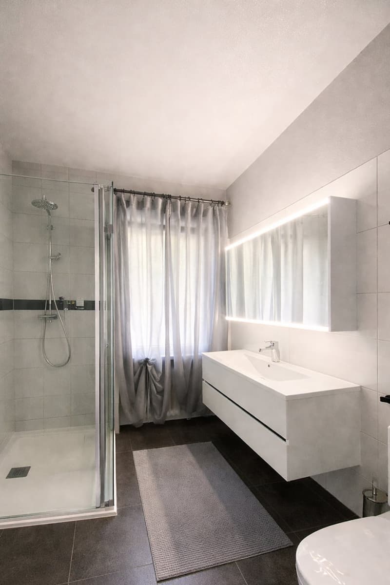 3.5 completamente rinnovato - komplett renoviert (11)