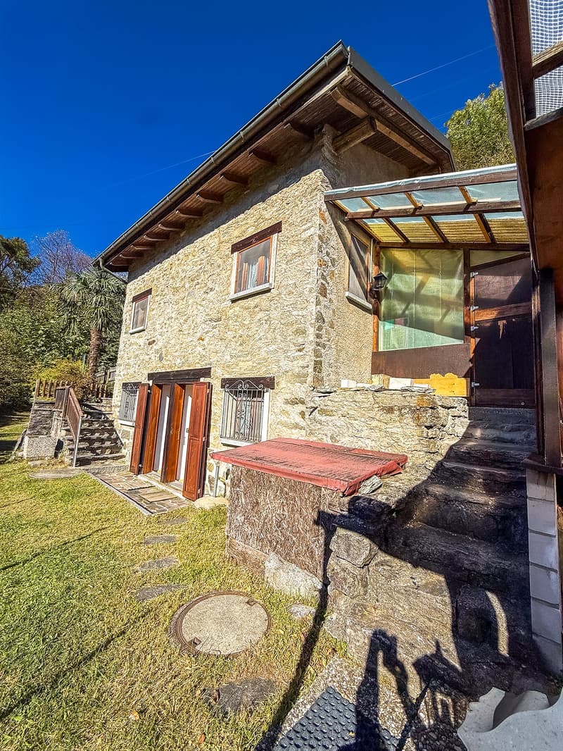 Rückzugsort im Tessin - Renoviertes Ferienhaus, mit Garten und Parkplatz (4)