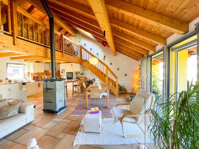 Casa unifamiliare rinnovata completamente, 5.5 locali con giardino e parcheggi (8)