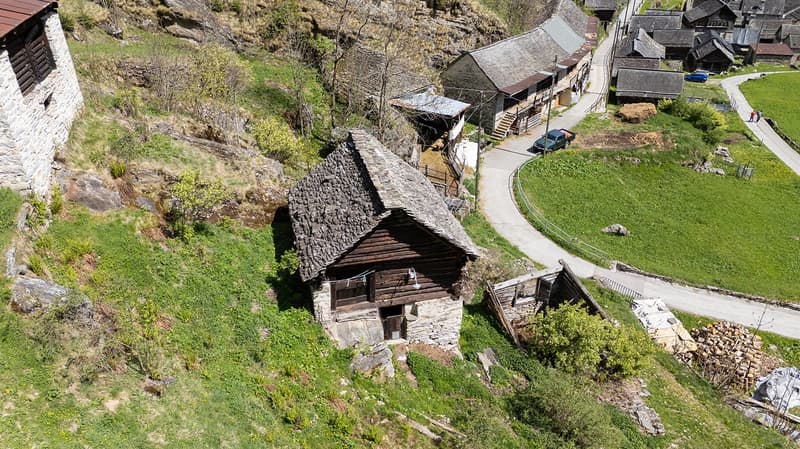 Lavizzara-Tal Rustico/Stallgebäude zur Renovation (4)