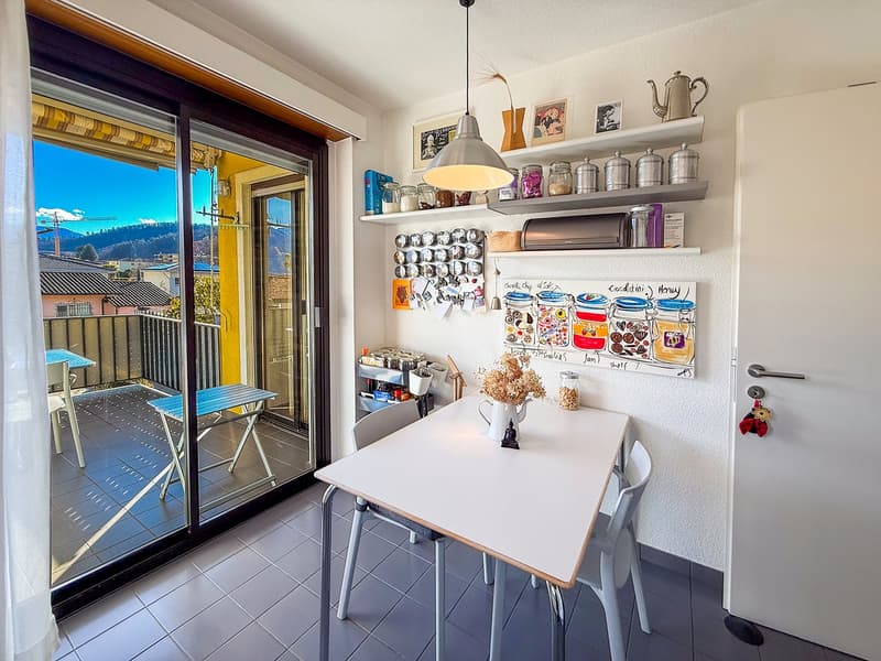 Haus mit zwei Wohnungen und schönem Garten (12)