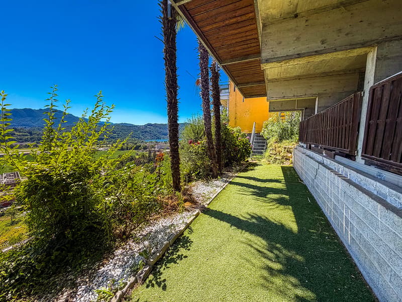 Elegante villa unifamiliare con spettacolare vista aperta sul Lago di Lugano (21)