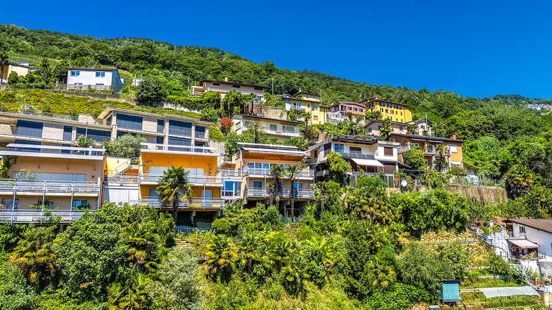 Elegante villa unifamiliare con spettacolare vista aperta sul Lago di Lugano (4)