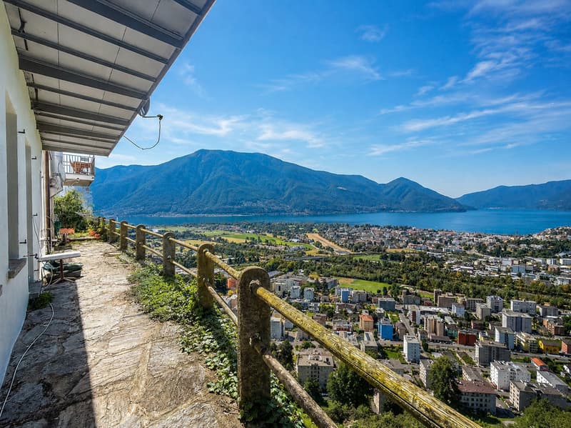 4.5 locali con splendida vista lago (3)