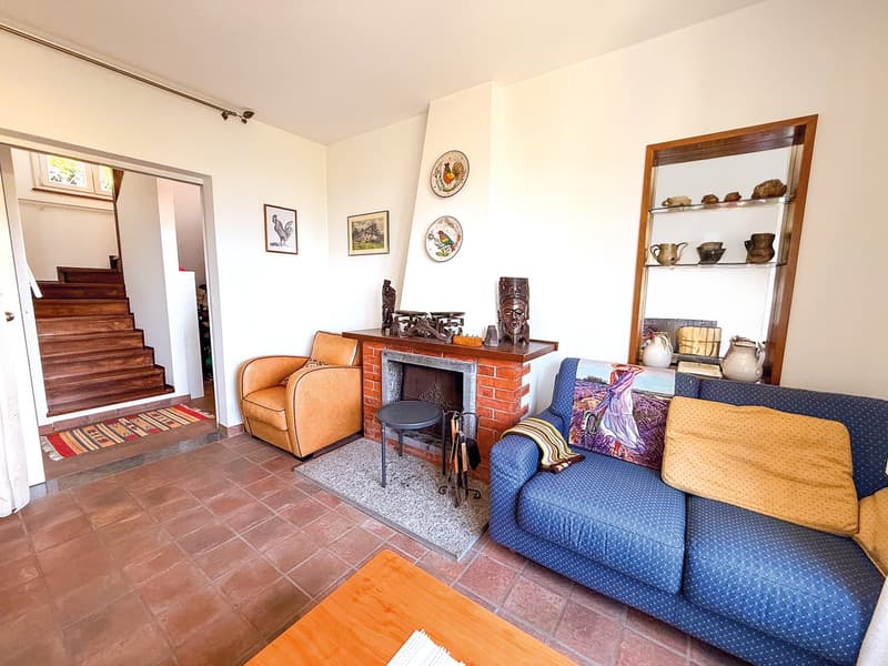 Villa nella natura, con vista panoramica mozzafiato (15)