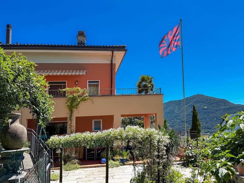 Villa nella natura, con vista panoramica mozzafiato (41)