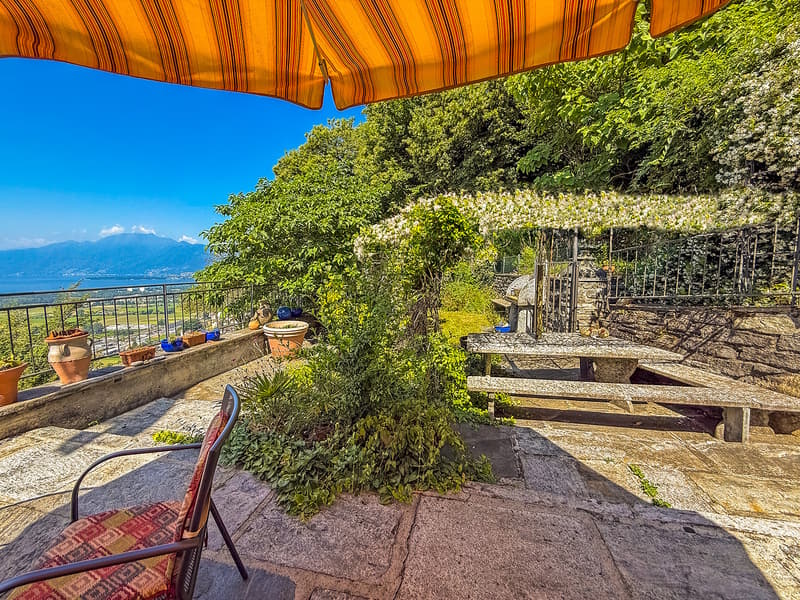 Villa nella natura, con vista panoramica mozzafiato (11)
