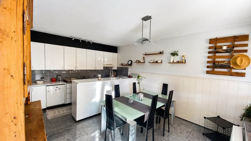 Rent to Buy - Casa unifamiliare con giardino e piscina (13)