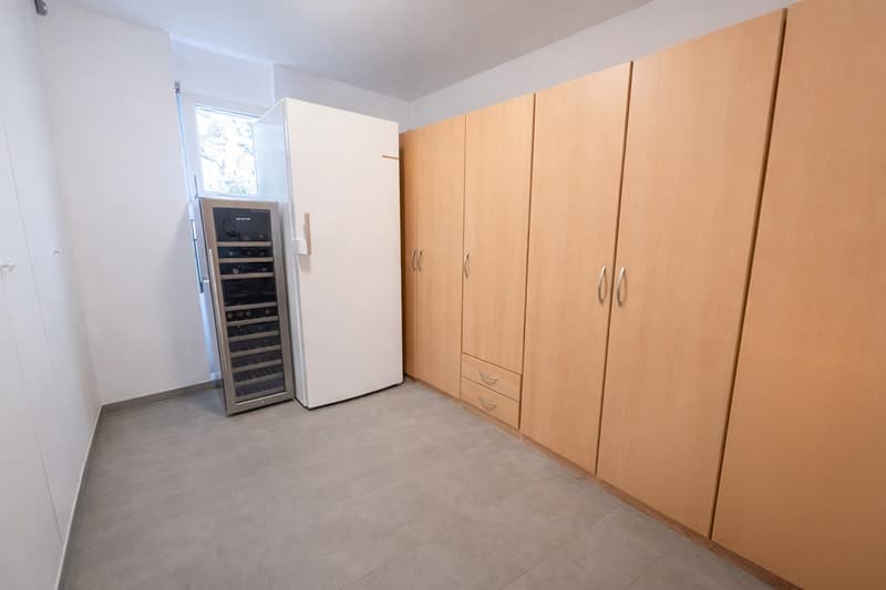 Appartamento 4.5 locali con grande terrazza coperta e giardino privato (16)