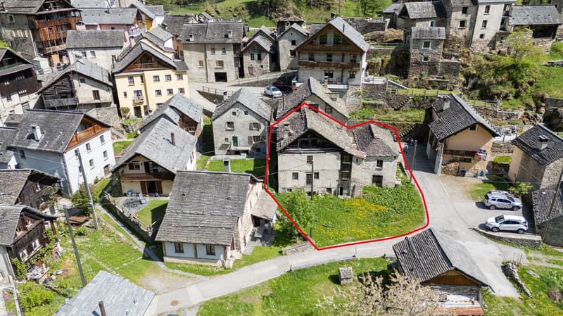 Zweitwonhsitz! Typisches Tessiner Haus mit Rustico zu renovierendes (12)