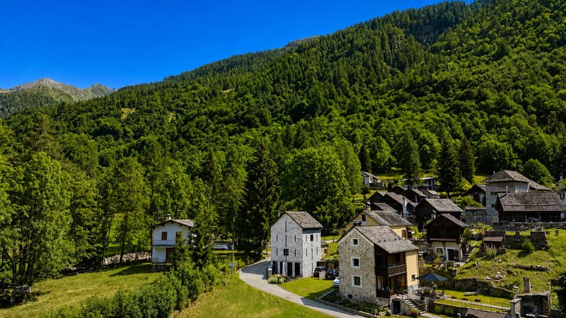 Zweitwohnsitz - Charmantes renoviertes Rustico in Lavizzara-Tal (21)