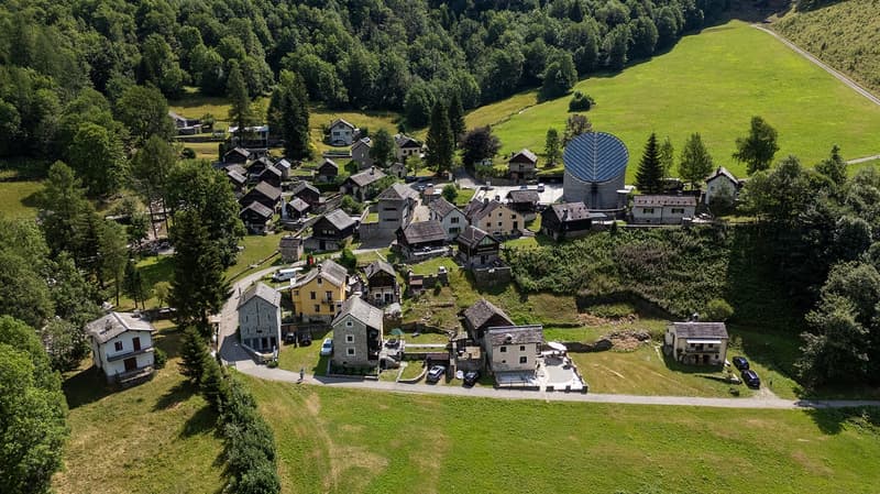 Zweitwohnsitz - Charmantes renoviertes Rustico in Lavizzara-Tal (20)