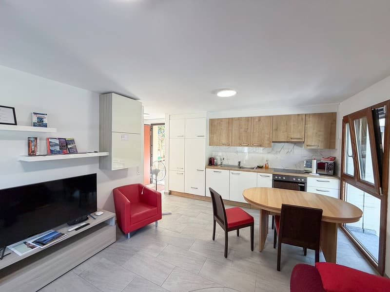 Casa con 4 appartamenti - Haus mit 4 Wohnungen - Vogorno (14)