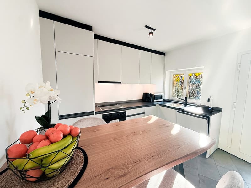 Splendida casa plurifamiliare di 10 locali a Solduno (9)