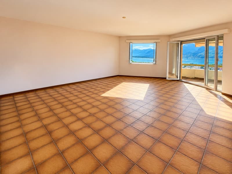 4.5 locali con splendida vista sul lago (8)