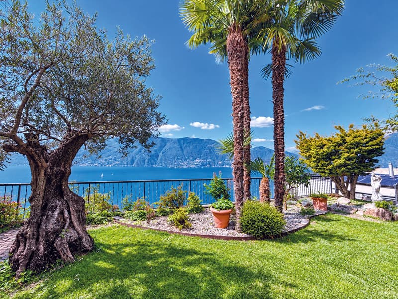Villa con piscina e vista spettacolare sul Lago - Villa mit Pool und Panoramablick (7)