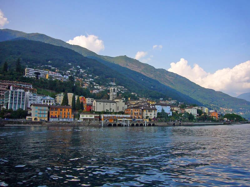 Renditeobjekt! Abitazione primaria: 4.5 locali con vista lago – ideale a reddito (16)