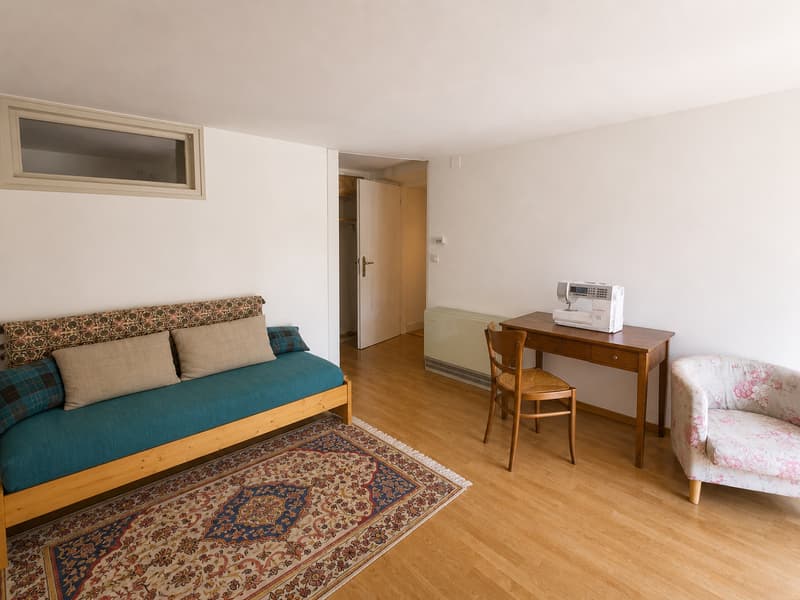 Luminoso appartamento di 3 locali in un edificio storico a Locarno (5)