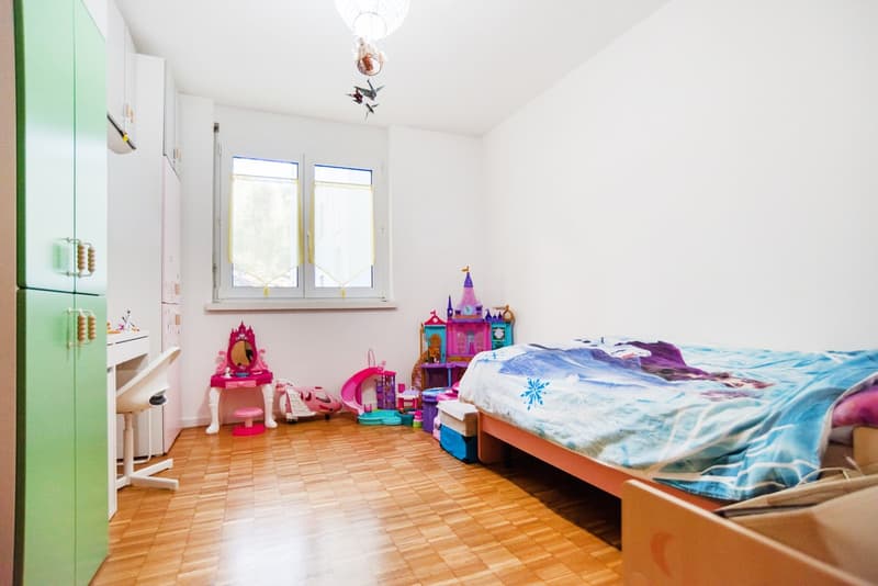 Bel 4,5 con grande terrazza coperta in ottimo stato manutentivo. (6)