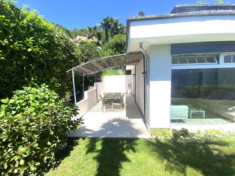 Casa 2,5 locali ristrutturata con vista Ceresio, giardino e parcheggi (3)