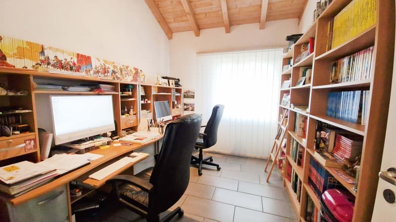 Grande casa 9 locali uni-bifamiliare con giardino, spa e grottino. (10)