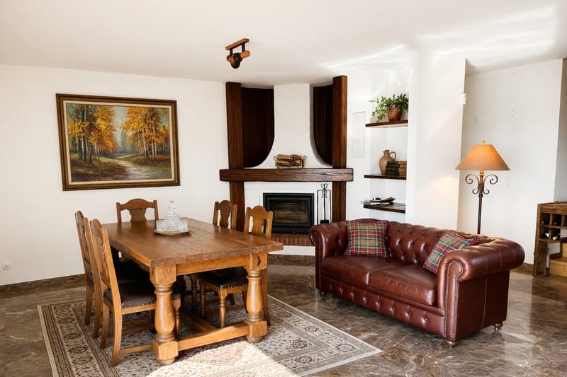 Casa indipendente 7,5 locali con giardino e terrazze panoramiche (10)
