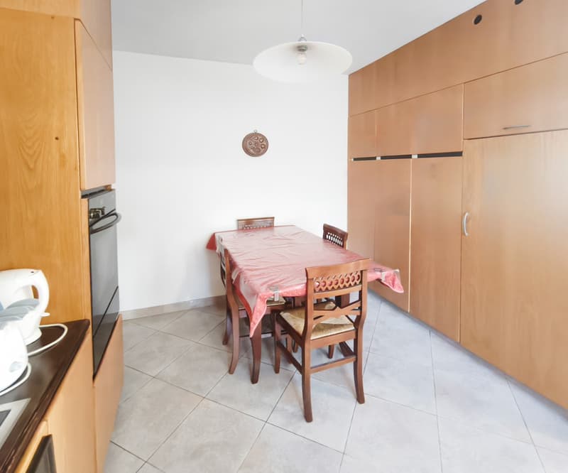Magnifica villa panoramica 8,5 con ampi spazi e meraviglioso giardino. (6)
