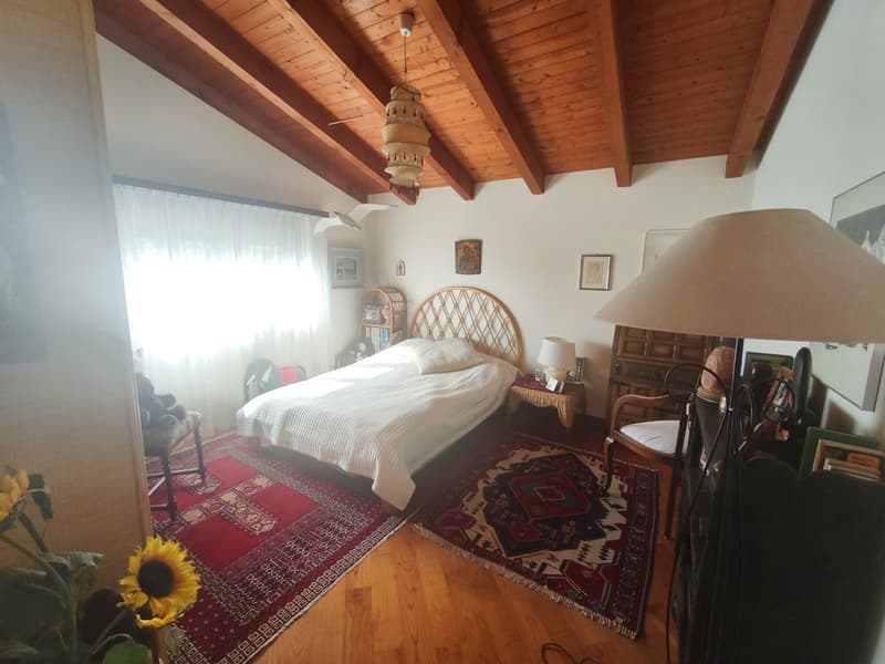 Magnifica villa panoramica 8,5 con ampi spazi e meraviglioso giardino. (9)