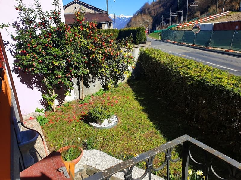 Casa di nucleo 7 ristrutturata con giardino, grottino e mansarda. (11)