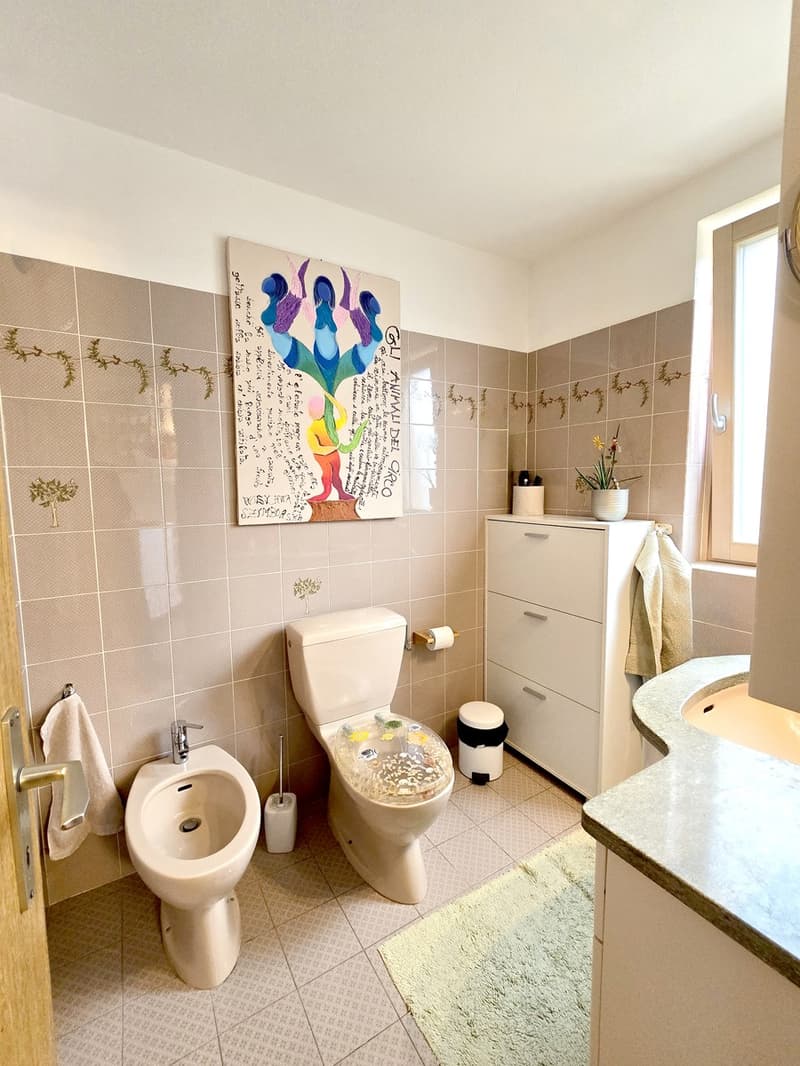 Bellissima casa a schiera di testa 3,5 con giardino e due terrazze. (13)