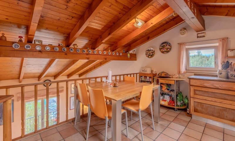 Bellissima casa a schiera di testa 3,5 con giardino e due terrazze. (6)