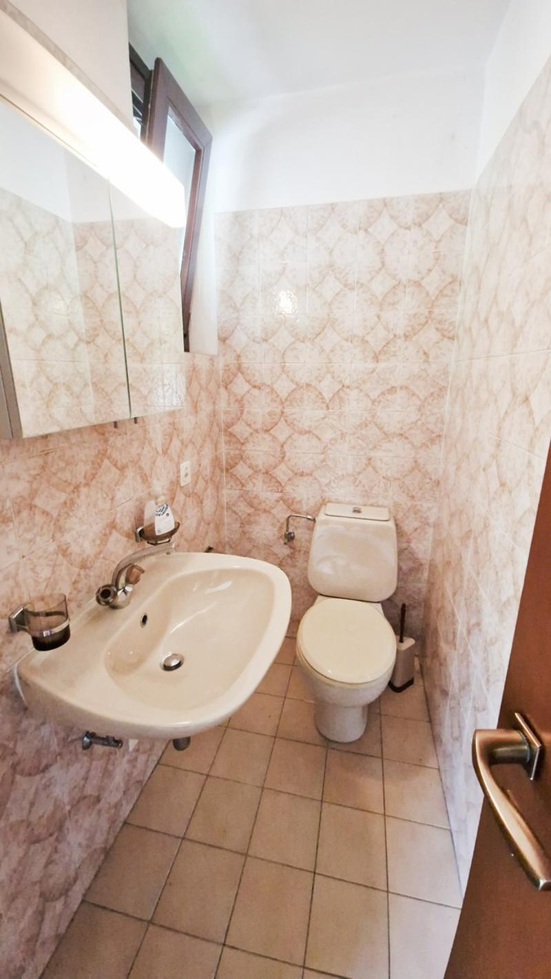 Bella casa indipendente 4,5 con giardino e meravigliosa vista aperta. (11)