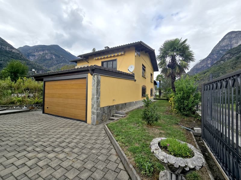 Bella villetta bifamiliare 3,5 e 2,5 ristrutturata con giardino (3)