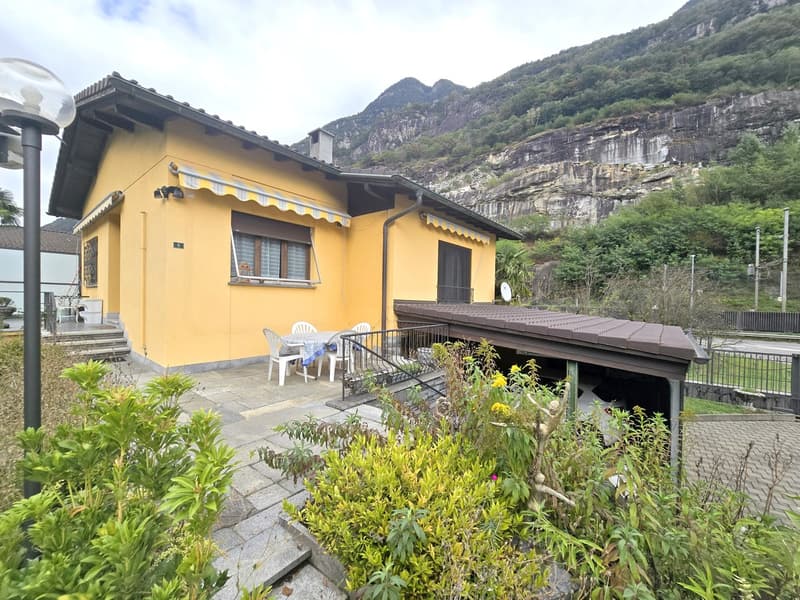 Bella villetta bifamiliare 3,5 e 2,5 ristrutturata con giardino (1)