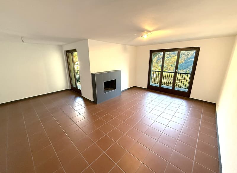 Splendida casa 6 ristrutturata con giardino e terrazza panoramici. (4)