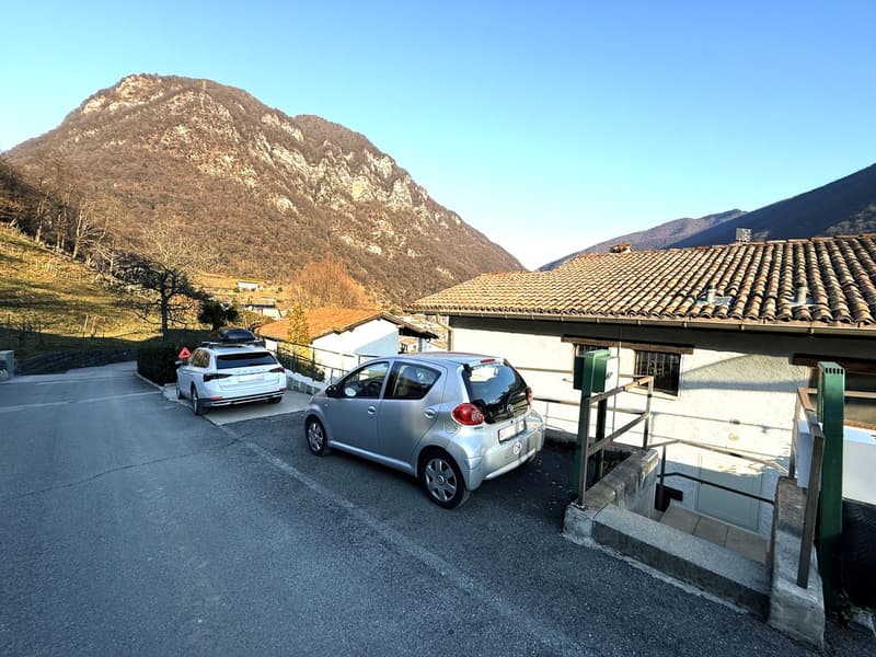 Splendida casa 6 ristrutturata con giardino e terrazza panoramici. (13)