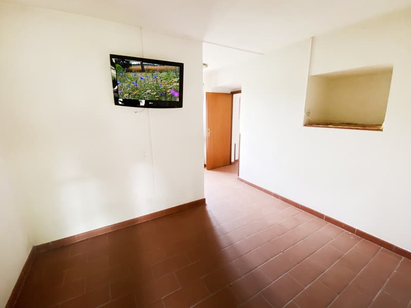 Casa ticinese 15 locali del 1500 con terreno e potenziale sviluppo (6)