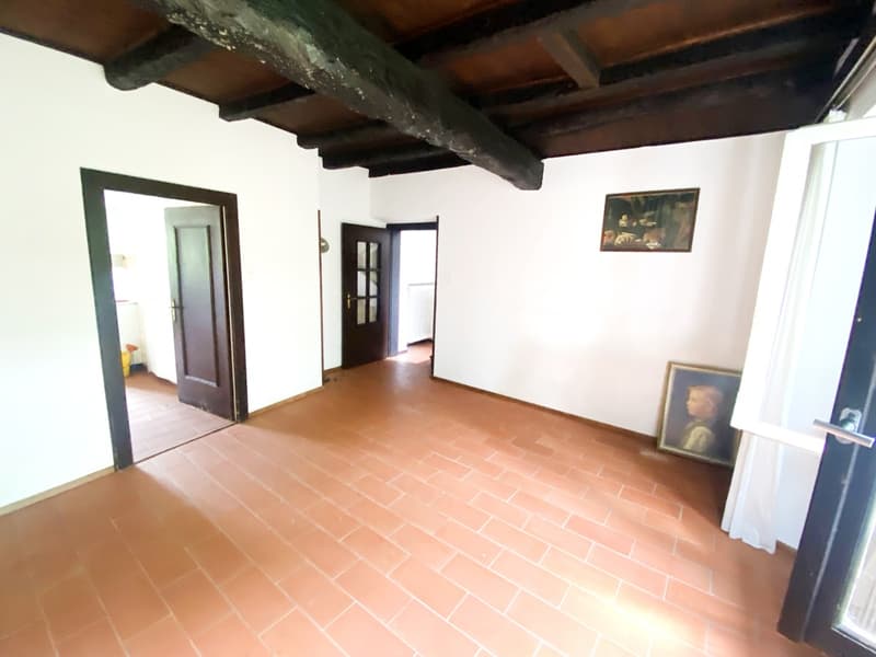 Casa ticinese 15 locali del 1500 con terreno e potenziale sviluppo (4)