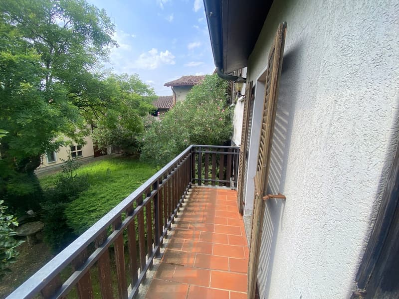 Casa ticinese 15 locali del 1500 con terreno e potenziale sviluppo (11)