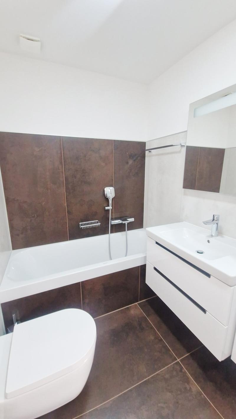 Bellissima casa 5,5 con meravigliosa zona giorno e grande giardino. (13)