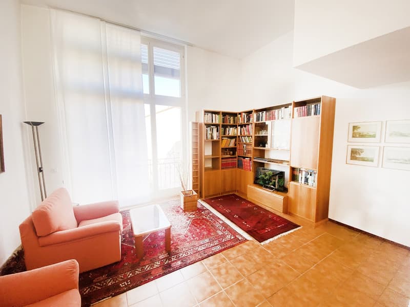 Casa semi-indipendente 4,5 locali con giardino e soggiorno duplex (2)