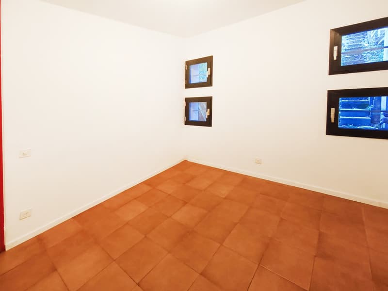 Interessante bifamiliare di due 3,5 con giardino vicino al centro (9)