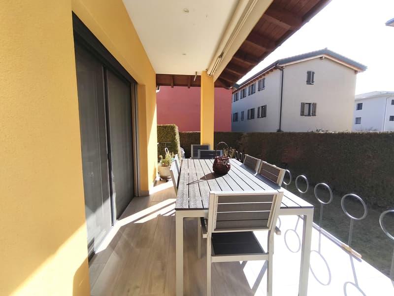 Meravigliosa casa 6,5 locali con giardino con piscina controcorrente (13)