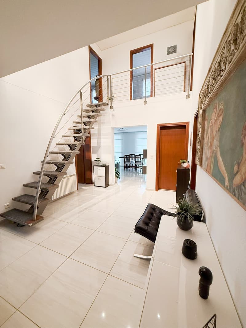 Casa 6,5 ristrutturata in medio-alto standing con giardino. (5)