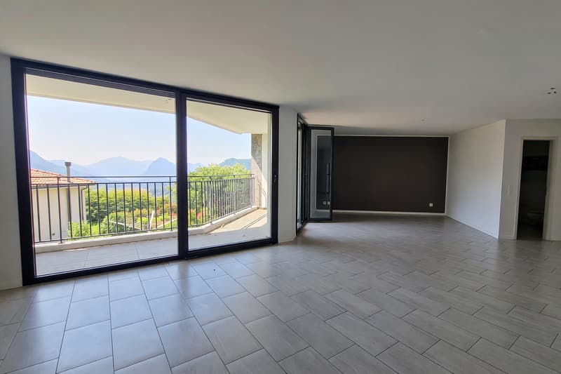 Casa contigua 5,5 locali con terrazza vista lago e giardino a Lopagno (4)