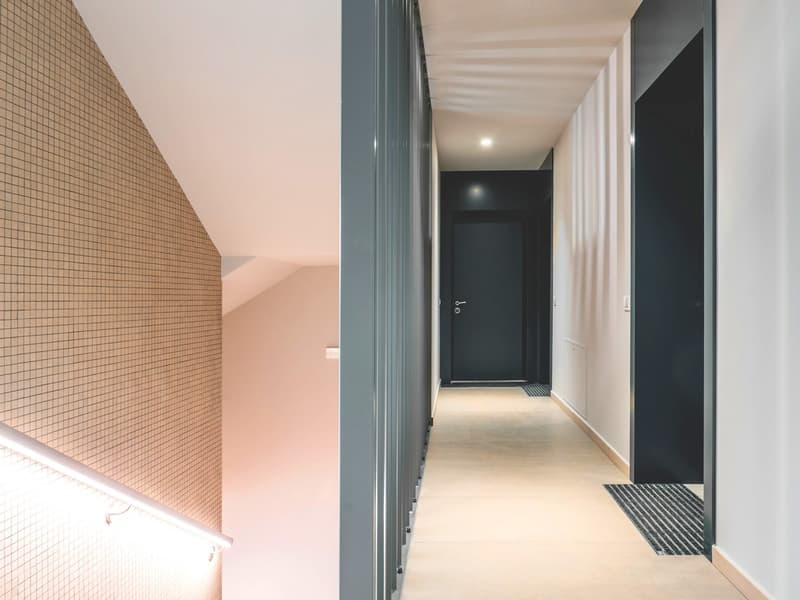 Nuovissimo appartamento 2.5 locali con giardino privato e portico (10)