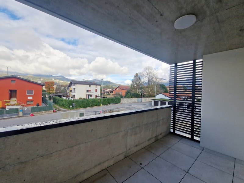 Nuovo moderno 3,5 in pronta consegna con due posteggi coperti. (4)