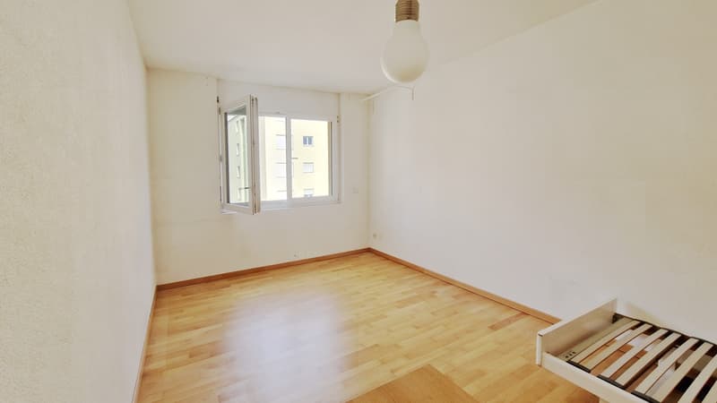 Bellissimo 3,5 in zona residenziale con terrazza coperta panoramica. (8)